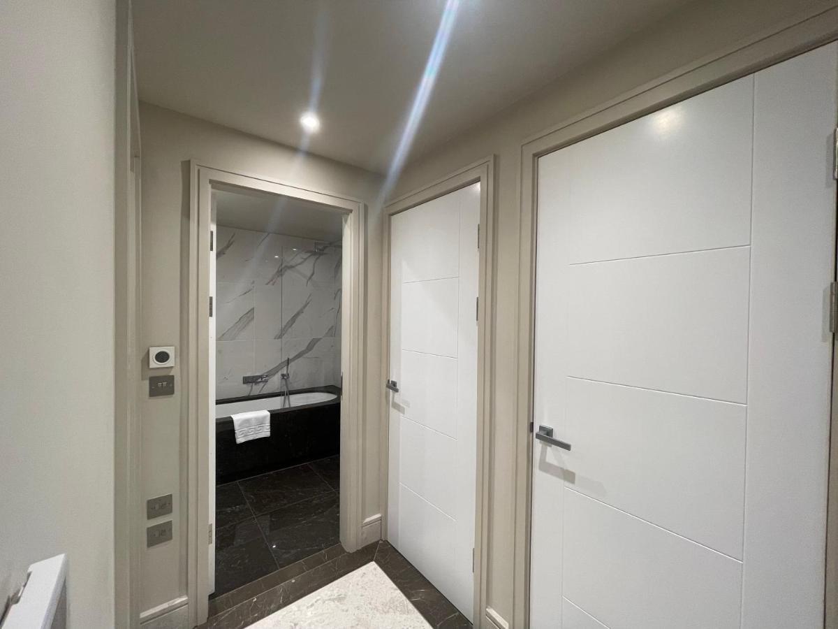 Appartamento Sophisticated 1Br, 1 Ba Chigwell Designer Flat Chcl F2 Esterno foto