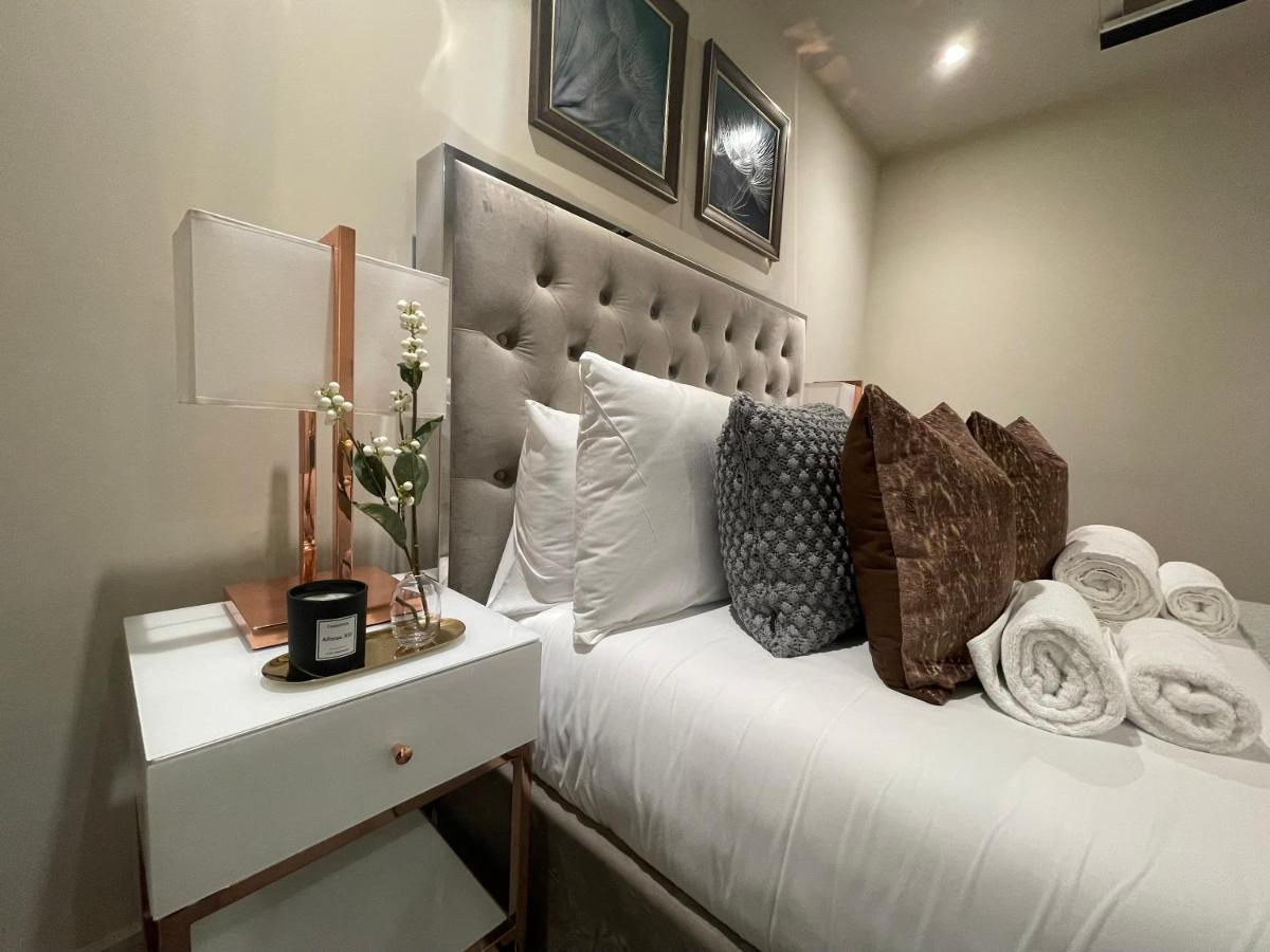 Appartamento Sophisticated 1Br, 1 Ba Chigwell Designer Flat Chcl F2 Esterno foto
